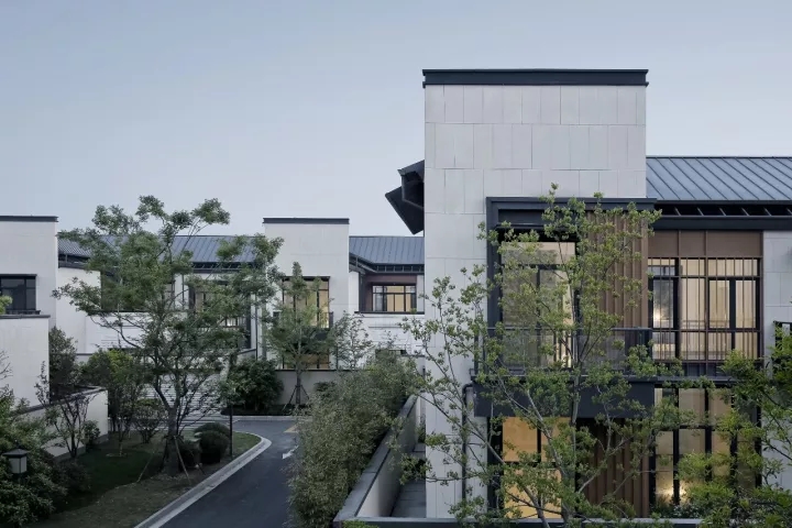 庭院、建筑與內(nèi)部道路的關系
